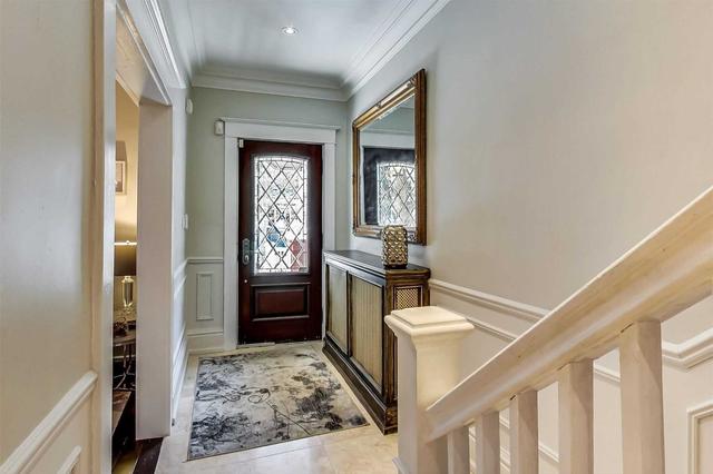 18 Constance St, House detached with 3 bedrooms, 4 bathrooms and 3 parking in Toronto ON | Image 12