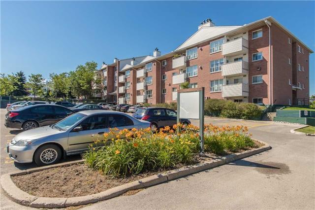 105 - 120 Bell Farm Rd, Condo with 3 bedrooms, 2 bathrooms and 1 parking in Barrie ON | Image 1