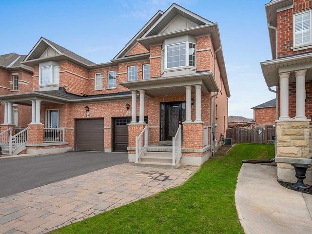 7 Twin Hills Cres, House semidetached with 3 bedrooms, 4 bathrooms and 2 parking in Vaughan ON | Image 23