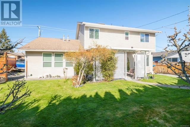 306 - 4th Ave Exten, House detached with 4 bedrooms, 3 bathrooms and 3 parking in Ladysmith BC | Image 45