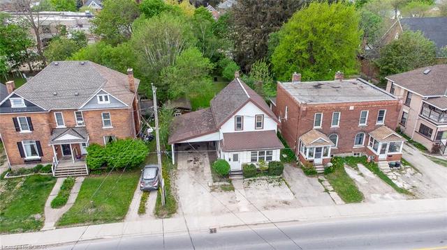 1068 2nd Avenue W, House detached with 3 bedrooms, 1 bathrooms and 3 parking in Owen Sound ON | Image 22