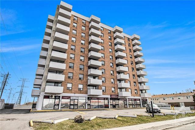 403 - 2019 Bank Street, Condo with 2 bedrooms, 1 bathrooms and 1 parking in Ottawa ON | Image 1