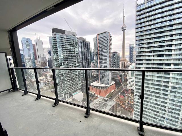 2812 - 125 Peter St, Condo with 1 bedrooms, 1 bathrooms and 0 parking in Toronto ON | Image 9