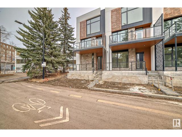 10341 Wadhurst Rd Nw Nw, House attached with 3 bedrooms, 2 bathrooms and null parking in Edmonton AB | Image 1