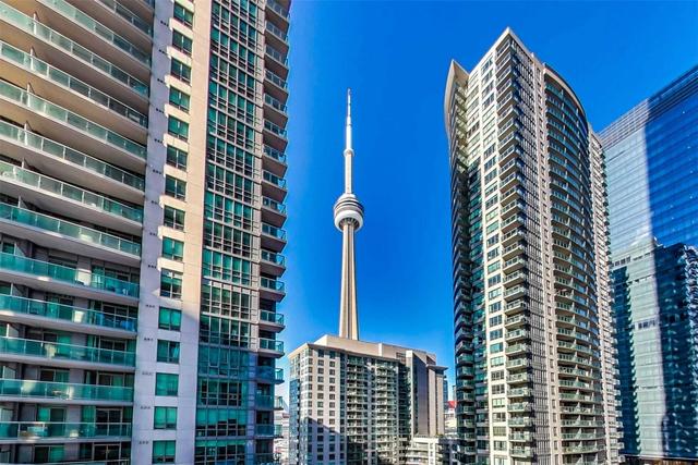 507 - 12 York St, Condo with 2 bedrooms, 2 bathrooms and 1 parking in Toronto ON | Image 24
