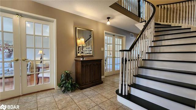 70 Golden Eagle Way, House detached with 5 bedrooms, 2 bathrooms and null parking in Barrie ON | Image 31