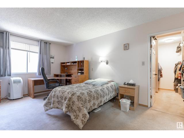 26 Louisbourg Pl, House detached with 4 bedrooms, 3 bathrooms and 6 parking in St. Albert AB | Image 22