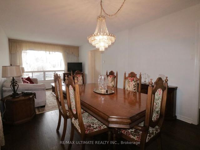 433 St Johns Rd, House detached with 3 bedrooms, 2 bathrooms and 3 parking in Toronto ON | Image 31