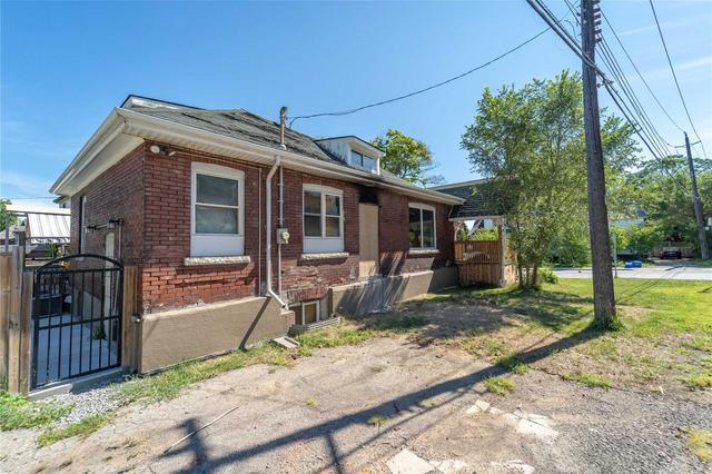 242 Balmoral Ave S, House detached with 3 bedrooms, 2 bathrooms and 4 parking in Hamilton ON | Image 17
