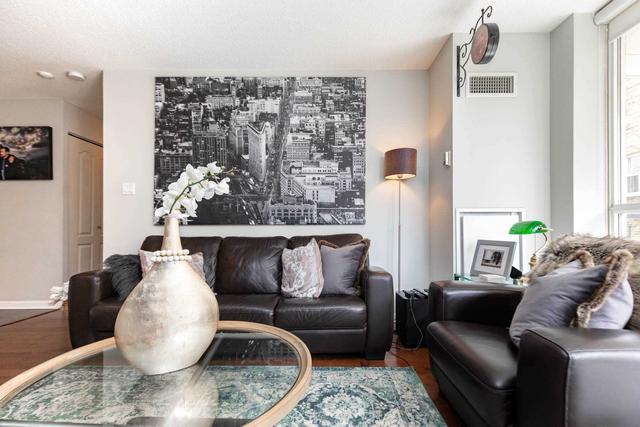 303 - 3130 Yonge St, Condo with 2 bedrooms, 2 bathrooms and 1 parking in Toronto ON | Image 26