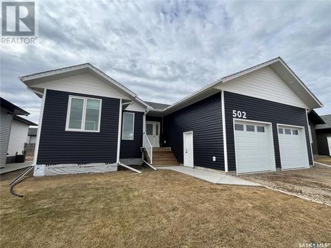 502 16th Avenue, House detached with 5 bedrooms, 3 bathrooms and null parking in Humboldt SK | Card Image