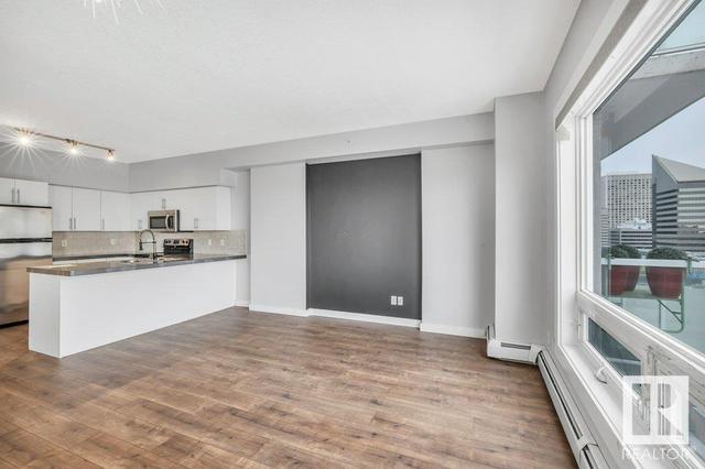 1605 - 10136 104 St Nw, Condo with 2 bedrooms, 2 bathrooms and null parking in Edmonton AB | Image 17