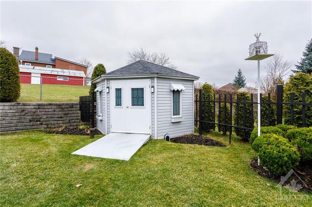 301 Tait Mckenzie Street, House detached with 2 bedrooms, 2 bathrooms and 5 parking in Mississippi Mills ON | Image 28