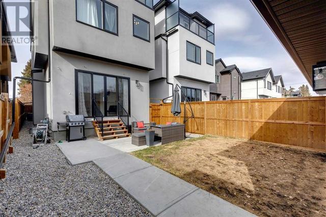 727 23 Avenue Nw, House detached with 4 bedrooms, 4 bathrooms and 2 parking in Calgary AB | Image 48