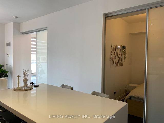 2608 - 65 St Mary St, Condo with 1 bedrooms, 1 bathrooms and 0 parking in Toronto ON | Image 32