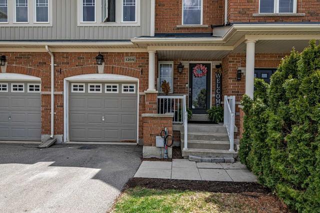 1264 Costigan Rd, House attached with 3 bedrooms, 3 bathrooms and 2 parking in Milton ON | Image 12