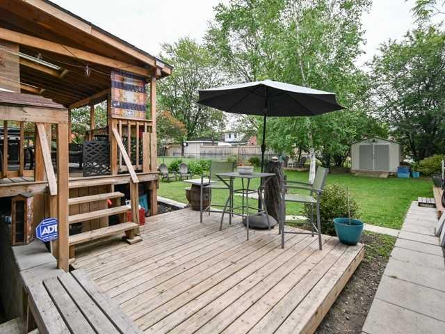 9 Minnie Ave, House detached with 4 bedrooms, 3 bathrooms and 5 parking in Toronto ON | Image 27