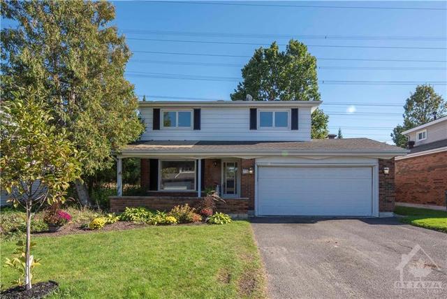 714 Southmore Drive W, House detached with 5 bedrooms, 3 bathrooms and 6 parking in Ottawa ON | Image 1