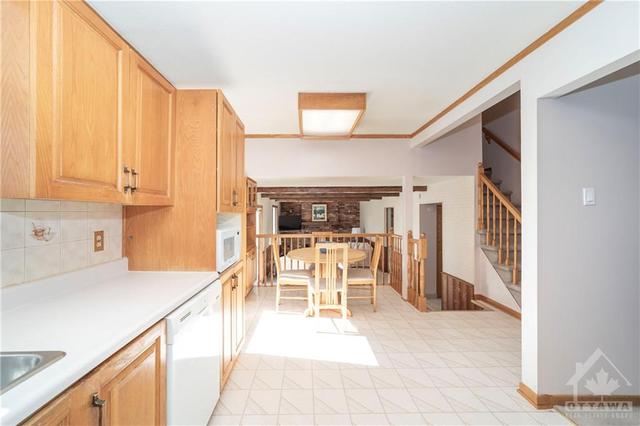 3014 Innes Road, House detached with 3 bedrooms, 4 bathrooms and 6 parking in Ottawa ON | Image 9