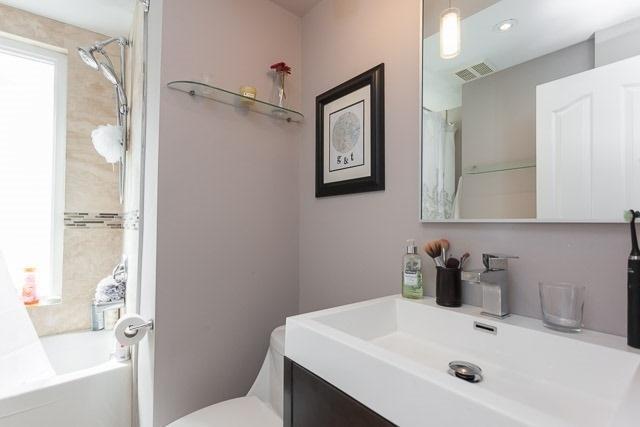 296 Euclid Ave, House semidetached with 4 bedrooms, 3 bathrooms and 2 parking in Toronto ON | Image 7