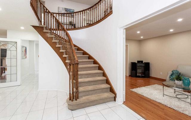 1186 Middlegate Rd, House detached with 4 bedrooms, 4 bathrooms and 6 parking in Oakville ON | Image 23