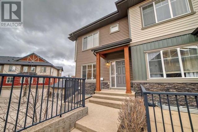 21 Skyview Springs Circle Ne, House attached with 2 bedrooms, 2 bathrooms and 2 parking in Calgary AB | Image 2