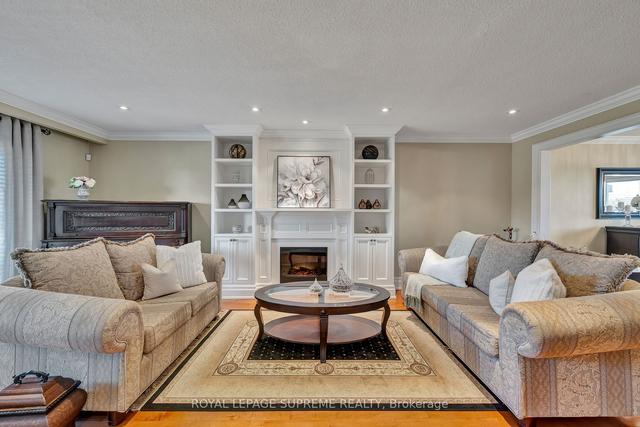 221 Gracefield Ave, House detached with 4 bedrooms, 4 bathrooms and 5 parking in Toronto ON | Image 38