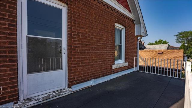 263 Darling Street, House detached with 3 bedrooms, 1 bathrooms and null parking in Brantford ON | Image 18