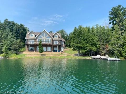 61 Kakagi Lake Road, House detached with 5 bedrooms, 3 bathrooms and 5 parking in Sioux Narrows Nestor Falls ON | Card Image