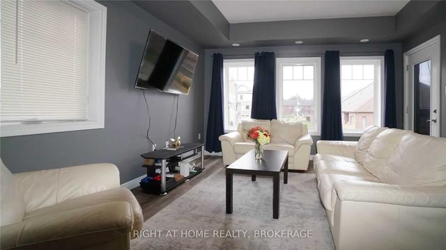 15 - 39 Kay Cres, Townhouse with 4 bedrooms, 2 bathrooms and 2 parking in Guelph ON | Image 16