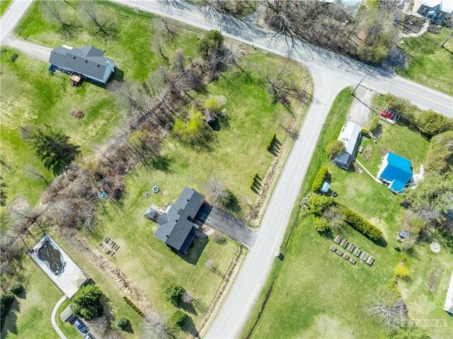 2 Regiment Road, House detached with 3 bedrooms, 3 bathrooms and 8 parking in North Grenville ON | Image 15
