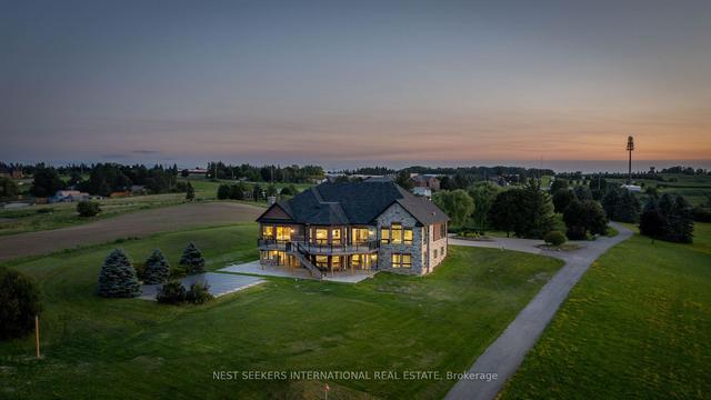 15535 Highway 27, House detached with 6 bedrooms, 9 bathrooms and 53 parking in King ON | Image 12