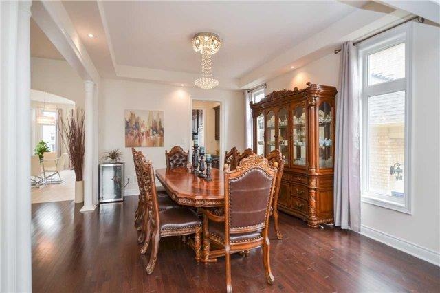 51 Elbern Markell Dr, House detached with 5 bedrooms, 5 bathrooms and 7 parking in Brampton ON | Image 6