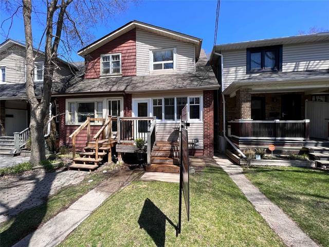 toronto - 65 Osborne Ave, House semidetached with 3 bedrooms, 1 bathrooms and 2 parking in Toronto ON | Image 1