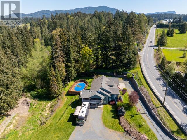 2049 Herd Rd, House detached with 5 bedrooms, 3 bathrooms and 6 parking in North Cowichan BC | Image 44