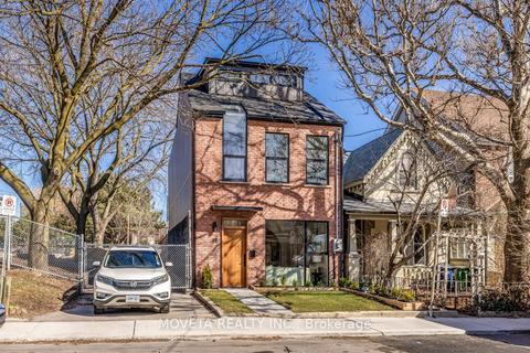 31 Lippincott St, House detached with 4 bedrooms, 6 bathrooms and 2 parking in Toronto ON | Card Image