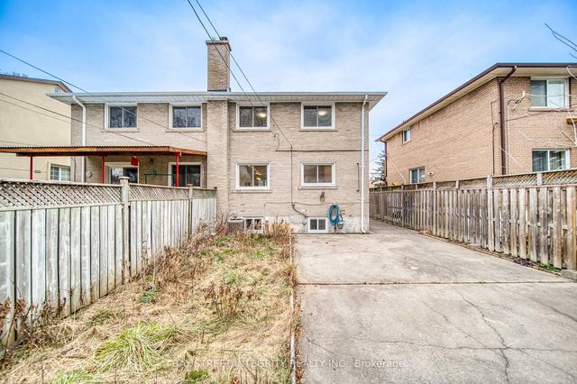 53 Baltray Cres, House semidetached with 3 bedrooms, 3 bathrooms and 4 parking in Toronto ON | Image 29