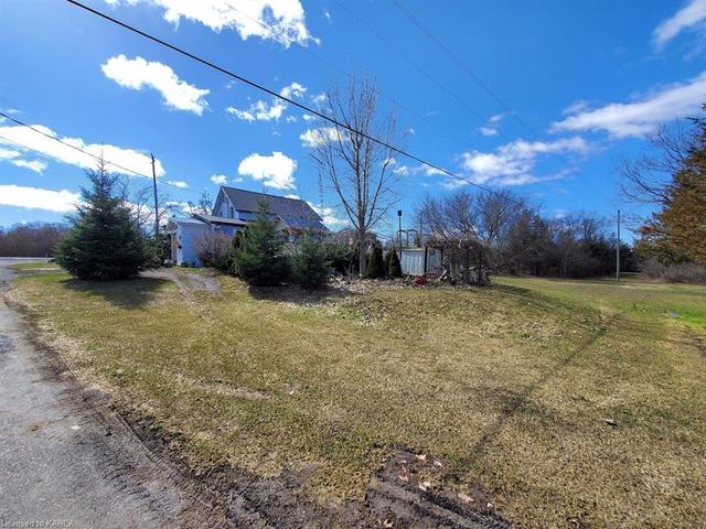 263 Hambly Road, Home with 3 bedrooms, 1 bathrooms and null parking in Greater Napanee ON | Image 4