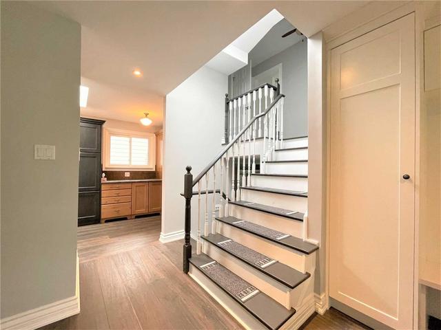 1241 Lakeview Dr, House detached with 3 bedrooms, 4 bathrooms and 2 parking in Oakville ON | Image 30