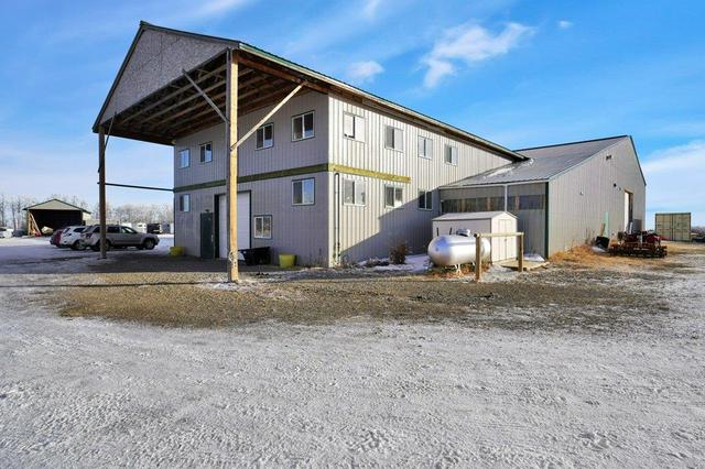 38201 Range Road 262, House detached with 3 bedrooms, 3 bathrooms and 5 parking in Red Deer County AB | Image 9