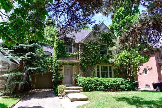49 Kimbark Blvd, House detached with 4 bedrooms, 4 bathrooms and 3 parking in Toronto ON | Image 1