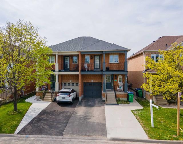 3893 Manatee Way, House semidetached with 3 bedrooms, 4 bathrooms and 4 parking in Mississauga ON | Card Image