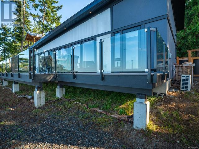 1380 Reef Rd, House detached with 2 bedrooms, 4 bathrooms and 10 parking in Nanaimo E BC | Image 52