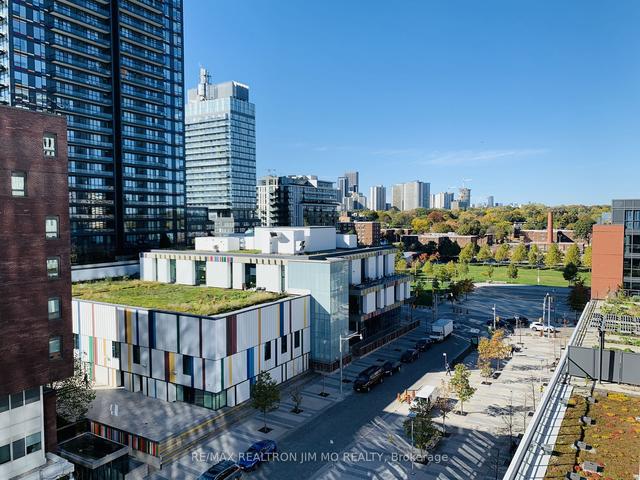 708 - 55 Regent Park Blvd, Condo with 2 bedrooms, 2 bathrooms and 1 parking in Toronto ON | Image 7