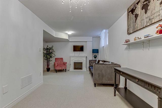 19 Baker Lane, House semidetached with 3 bedrooms, 4 bathrooms and 4 parking in Brant ON | Image 15