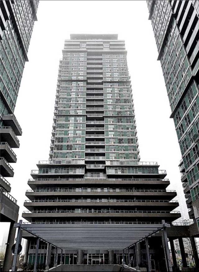 615 - 60 Town Crt, Condo with 1 bedrooms, 1 bathrooms and 1 parking in Toronto ON | Image 1