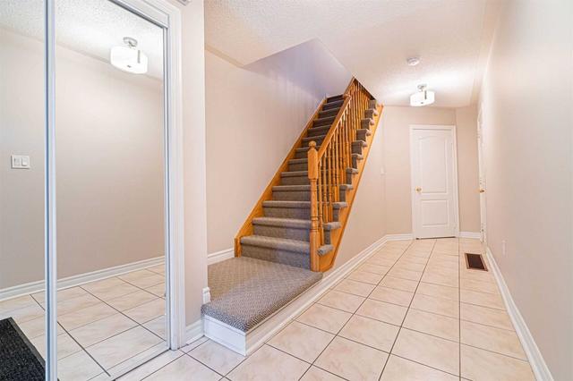 22 Pedigree Mews, House semidetached with 3 bedrooms, 5 bathrooms and 3 parking in Toronto ON | Image 33