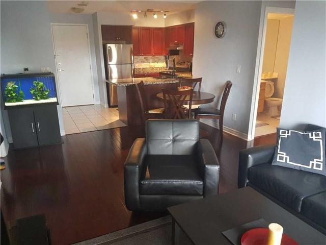 835 - 3888 Duke Of York Blvd, Condo with 2 bedrooms, 2 bathrooms and 1 parking in Mississauga ON | Image 2