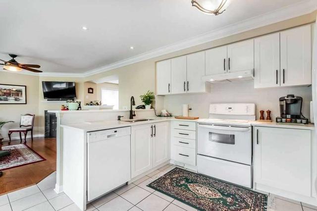 103 Baggs Cres, House detached with 4 bedrooms, 3 bathrooms and 4 parking in Cambridge ON | Image 7