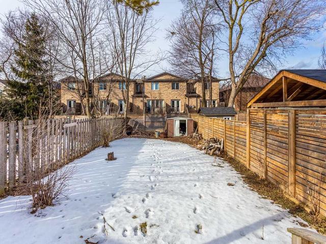 36 Bowood Ave, House detached with 4 bedrooms, 3 bathrooms and 1 parking in Toronto ON | Image 10